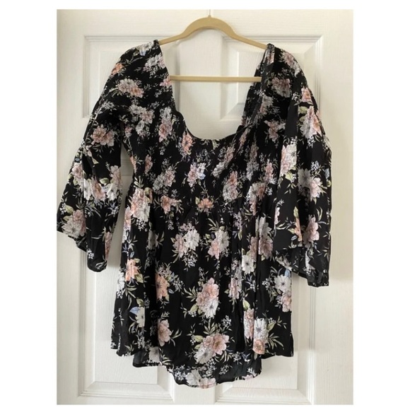 TORRID Black Floral Off The Shoulder Top - Picture 4 of 7
